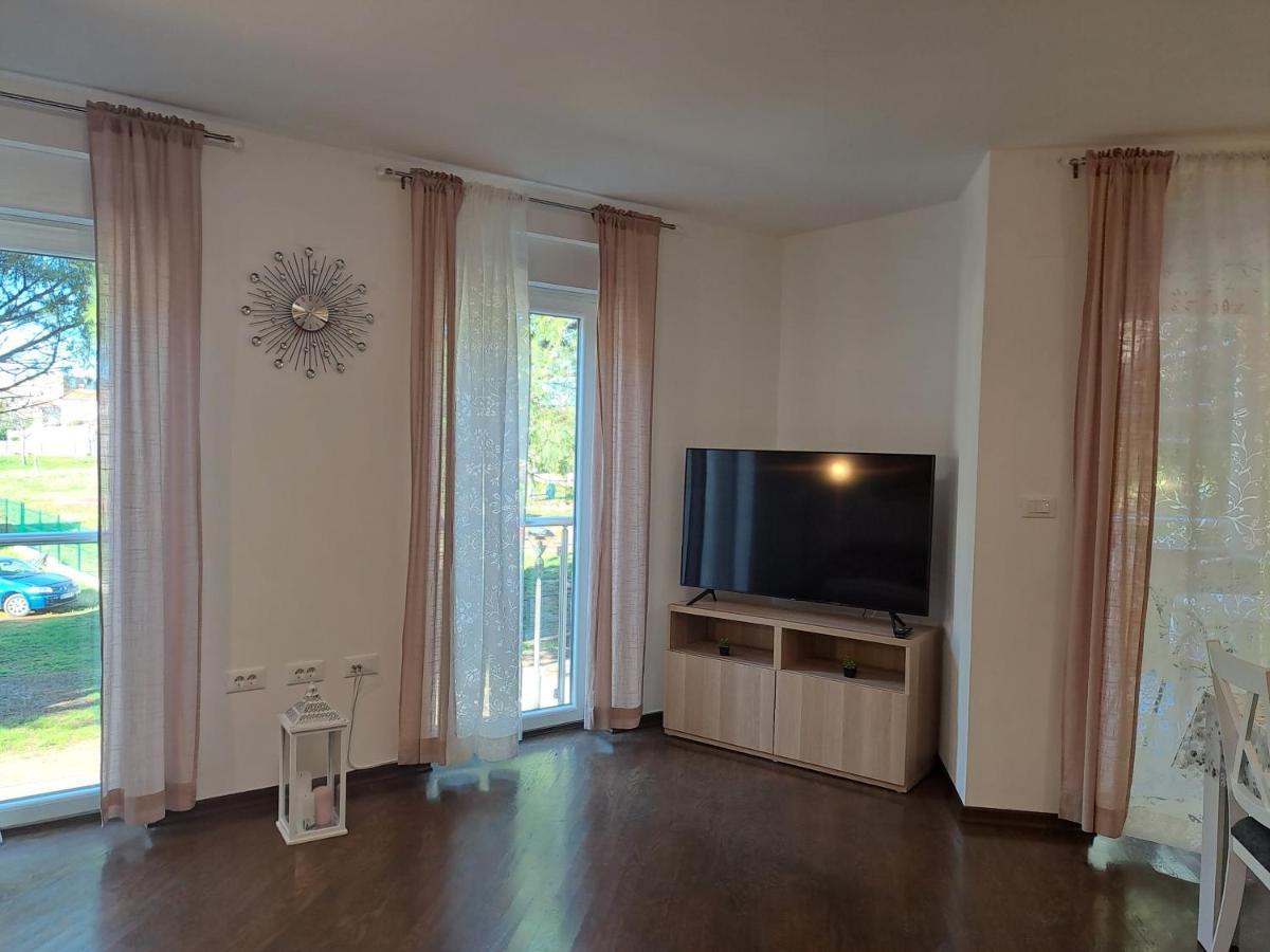 Apart Centar Umag Edda Joakima Rakovca 7 E 52470-Umag Exterior foto
