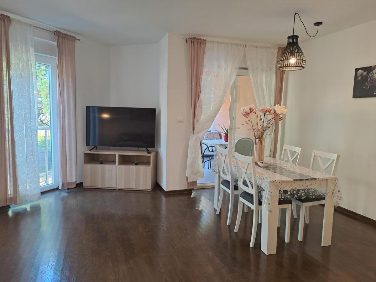 Apart Centar Umag Edda Joakima Rakovca 7 E 52470-Umag Exterior foto